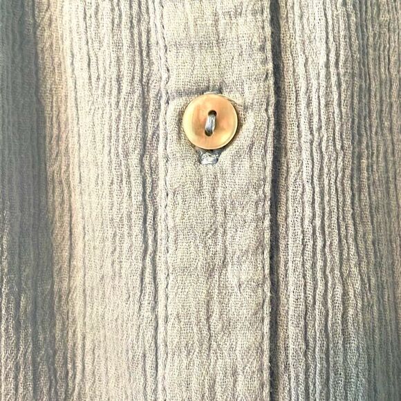 Bandolino blue crinkle cotton yoke detail button up convertible sleeve blouse XL - Picture 8 of 13